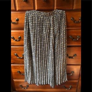 Super cute high waist shirt